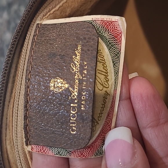 Gucci Accessory Collection GG Monogram Sherry Line  Crossbody - Picture 13 of 15